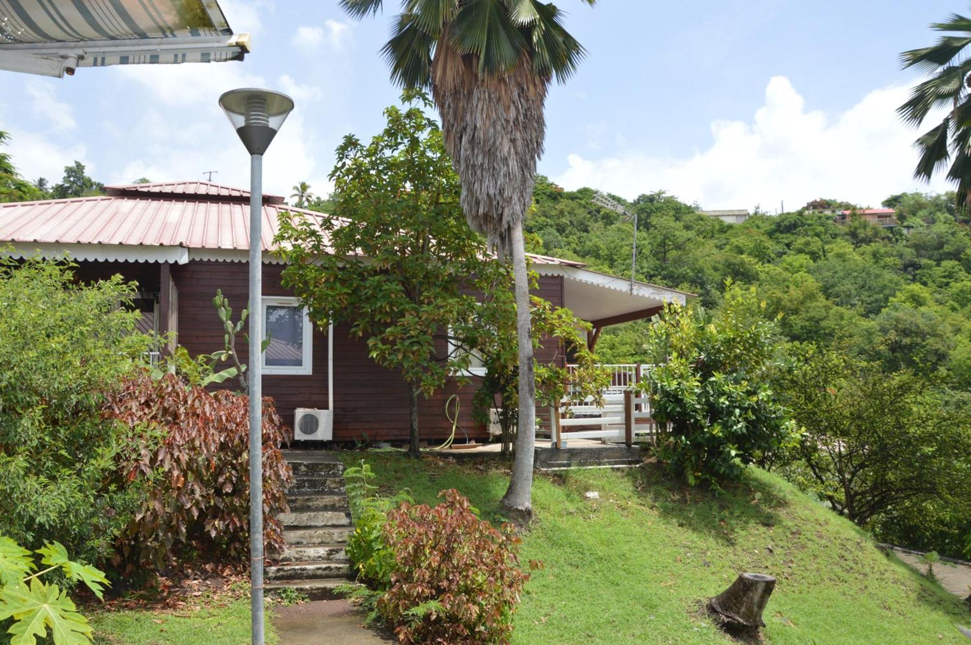 Bungalow Enchanteur A Bouillante Avec Vue Sur La Mer Villa Esterno foto